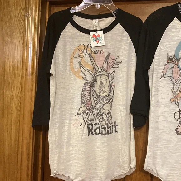 NWT Peace Love & Shown Rabbit/Goat - Baseball style Tee - XS, S, M, L (ABBA) - Picture 6 of 14